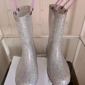 Girl rain boots size 12